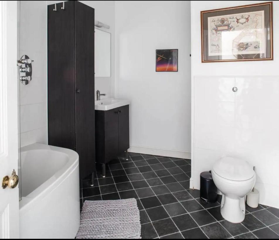Falmouth Townhouse With Panoramic Sea View Terrace Zewnętrze zdjęcie